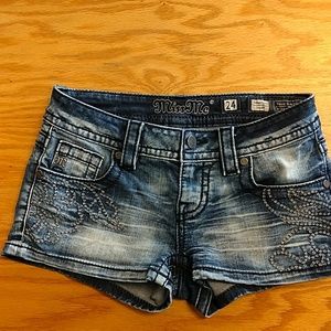 Miss Me Signature stretch Shorts sz 24